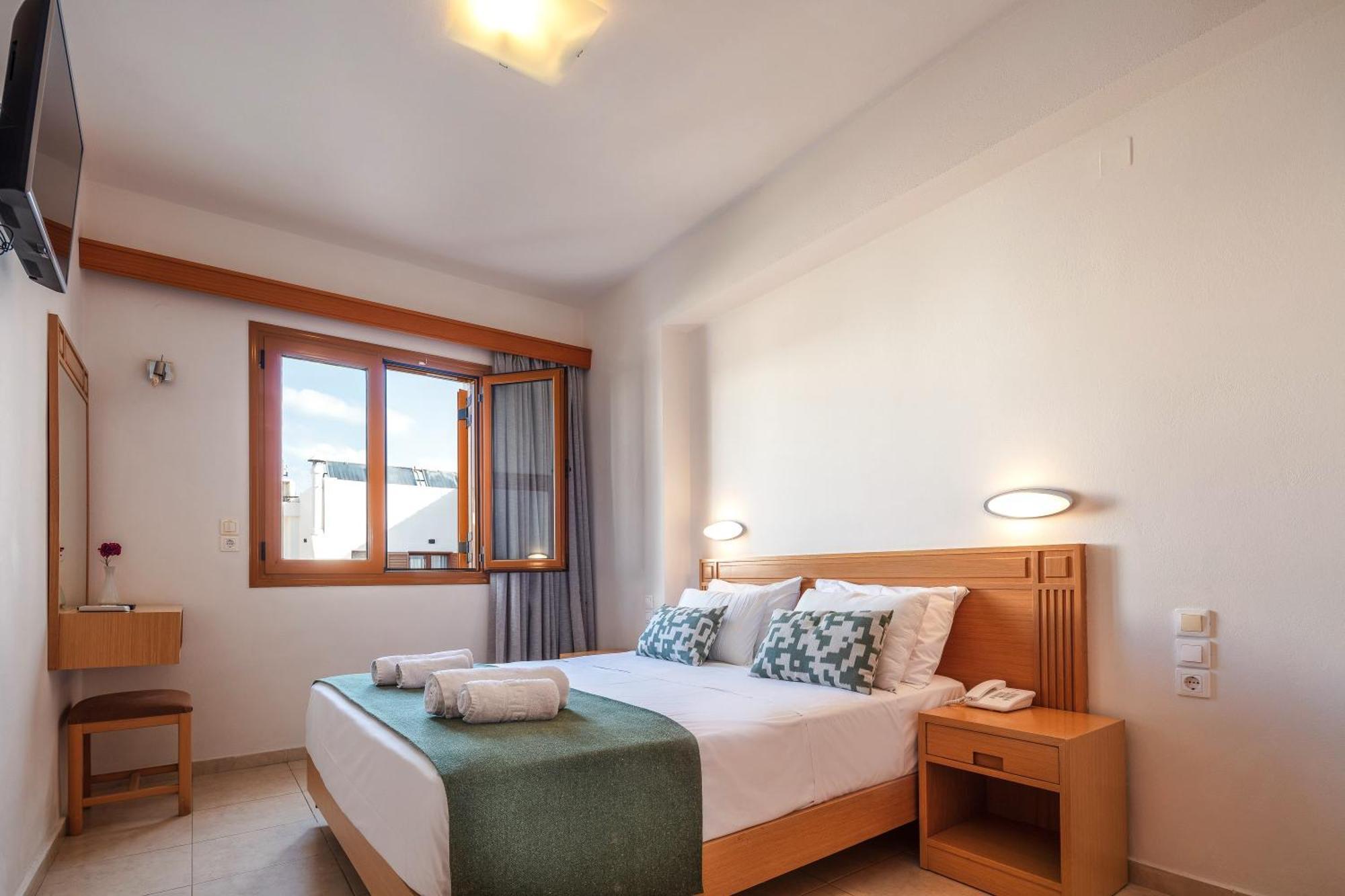 Aristea Hotel Rethymno  Exterior photo